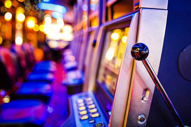midasplay platform interface showing live-dealer tables and sportsbook markets